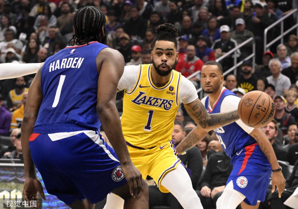 更体现在场 更体现在场