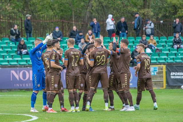 火箭至今没续约杜兰特和伊森原因曝光 阿门下一份合同大概率顶薪