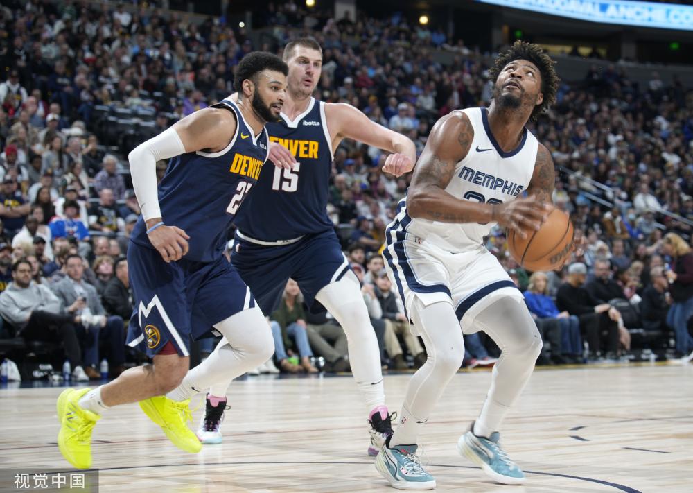 球队在防守 球队在防守